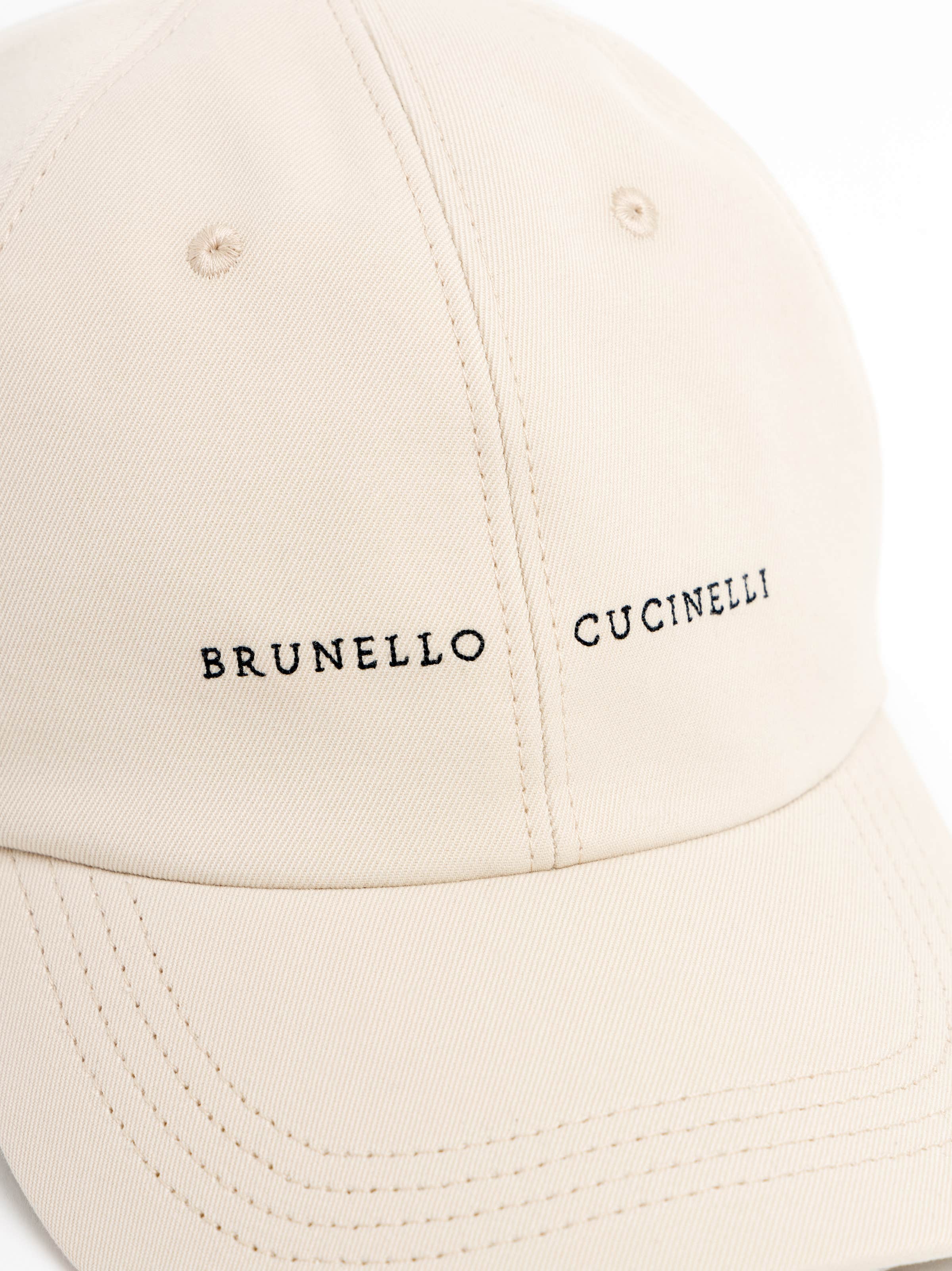 Oat Baseball Cap in Twisted Cotton Gabardine with Embroidery